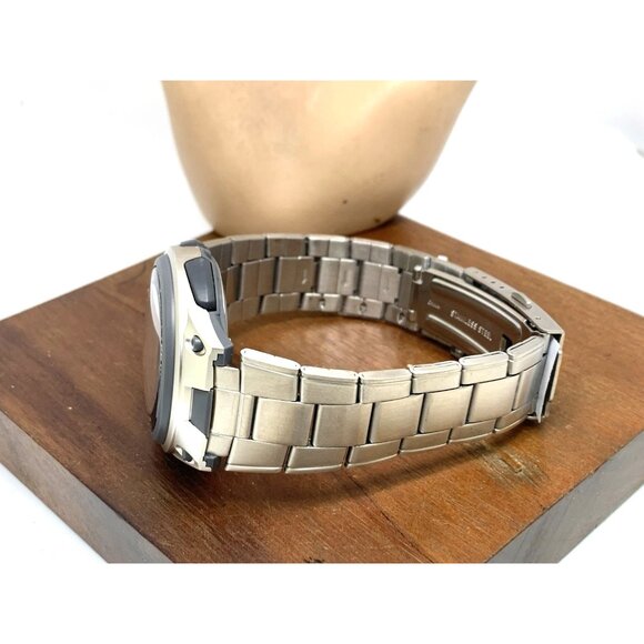 Casio Mens Watch AW80D Illuminator Quartz Black Analog Digital Silver Steel 2747 - Picture 11 of 16